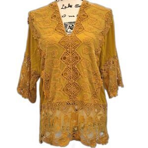 Mind Set by XCVI Shirt Blouse S Mustard Lace Detail 3/4 Sleeves V Neck Tie Back